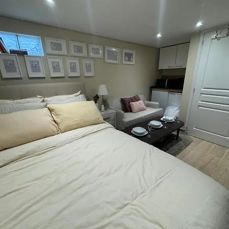 Maison Meublee 펜션 일커치그라펜스다든